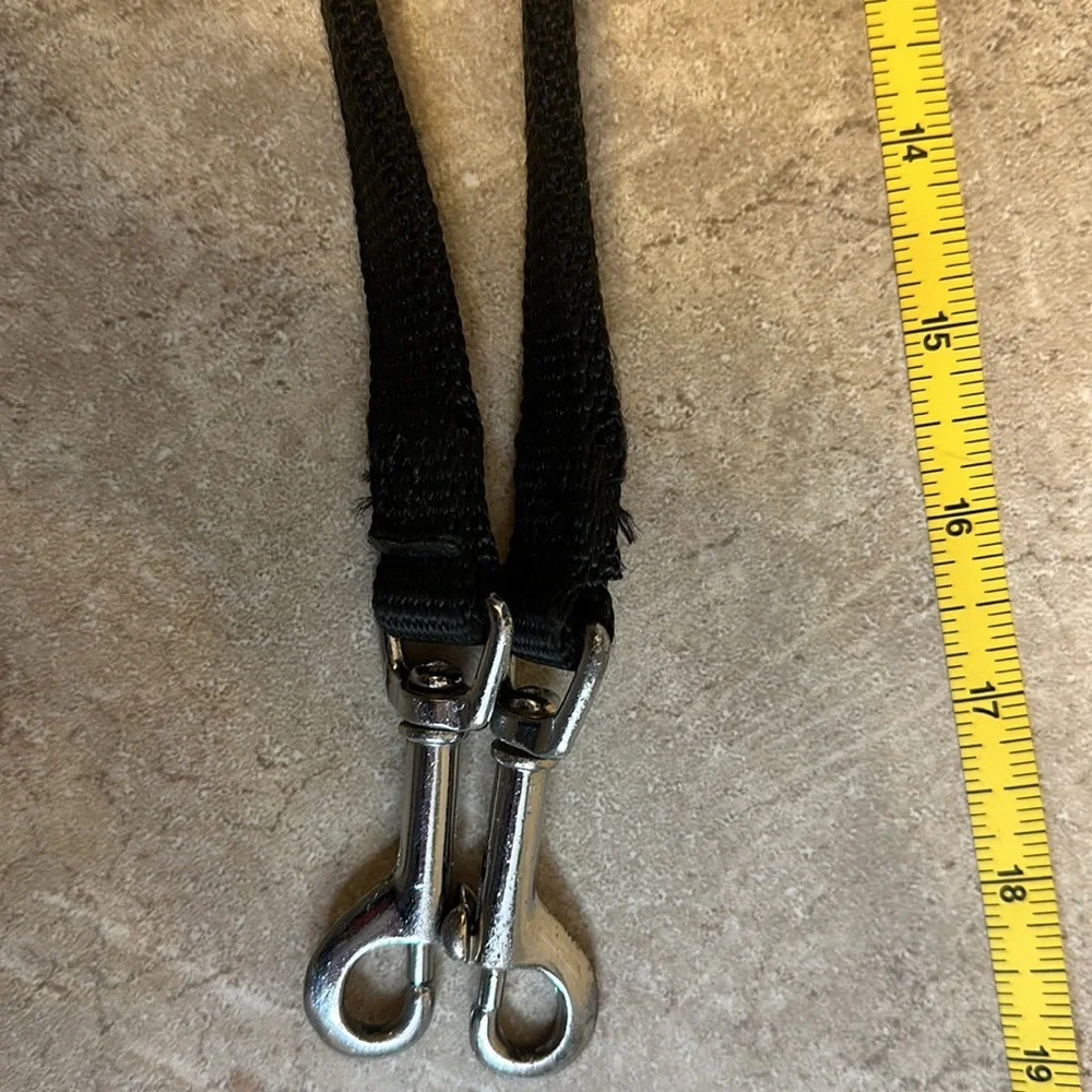 Double dog leash connector 19” each side black. Double THICK LEASH SEWN